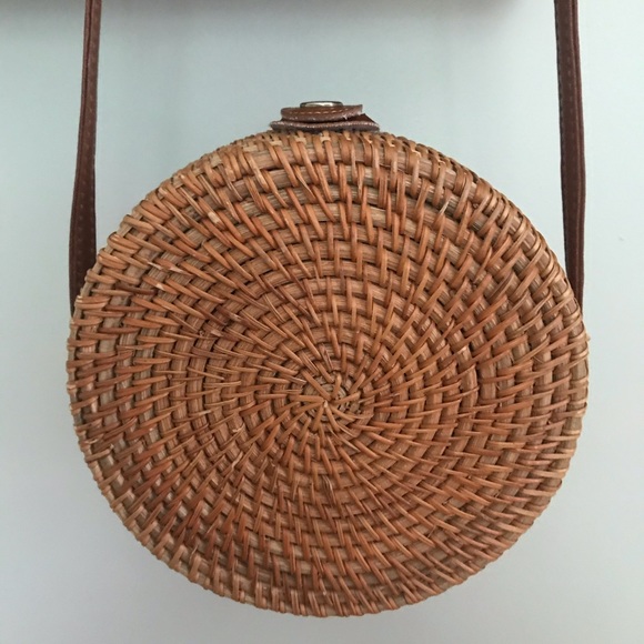 FREE GIFT 🎁 with Round Wicker Bag - Picture 6 of 8